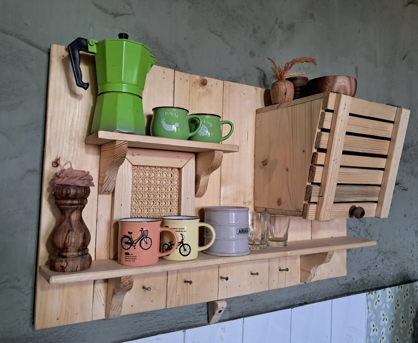 شلف اویز دار روستیک آقای نجار مدلSH56