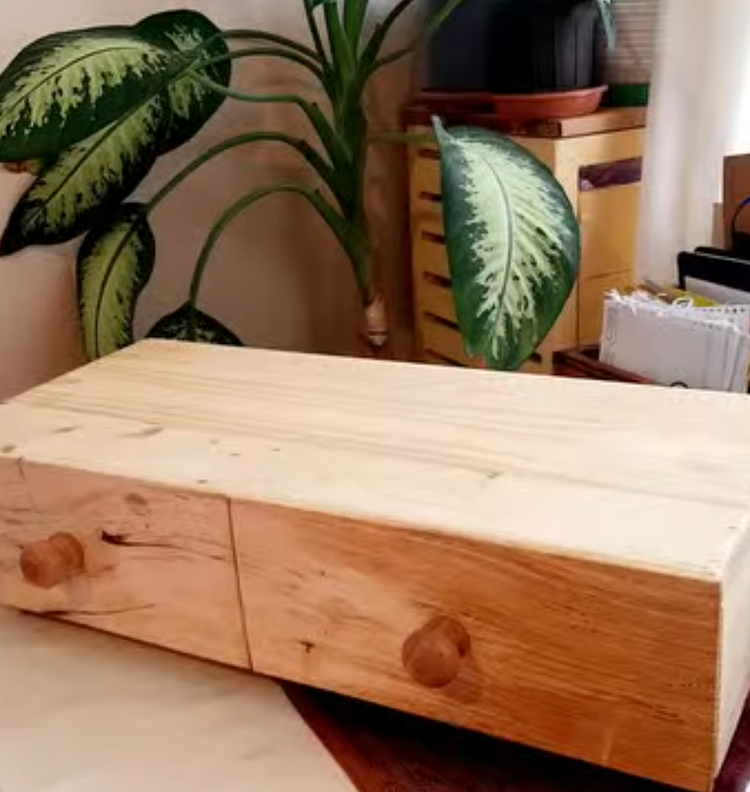 میز لب تاپ کاربردی کشو دار آقای نجار