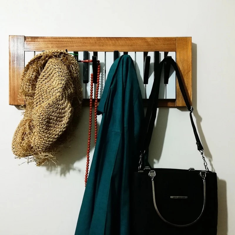 جا لباسی پیانویی آقای نجار