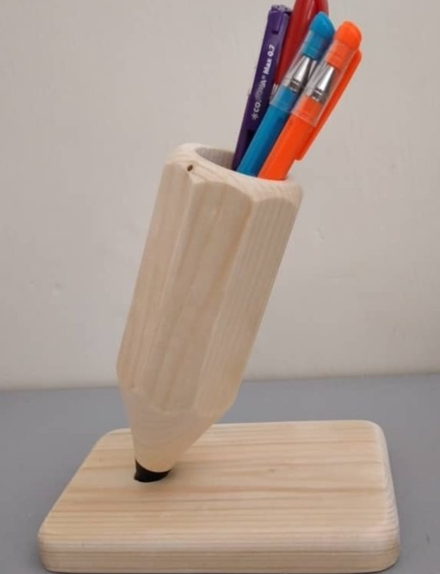 جامدادی رو میزی مدل مداد آقای نجار