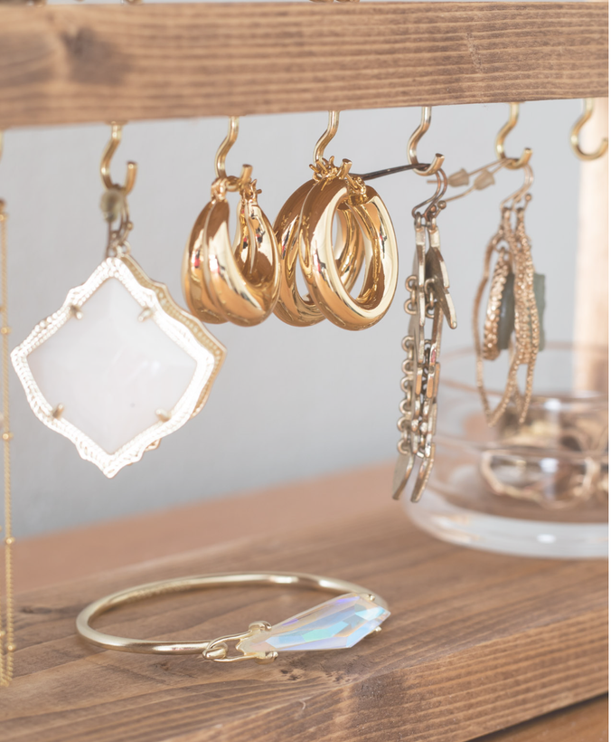 استند جواهرات آقای نجار