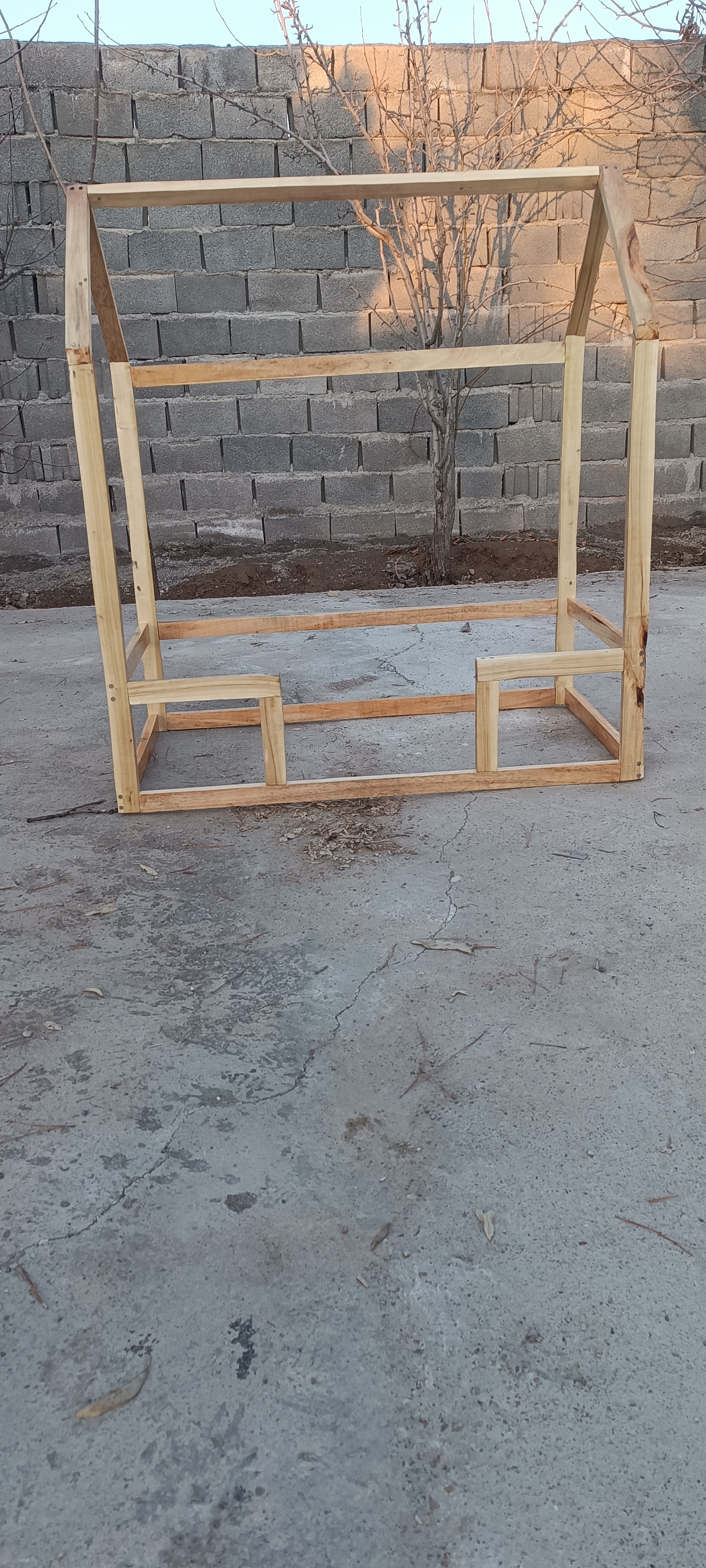 تخت مدل کلبه آقای نجار