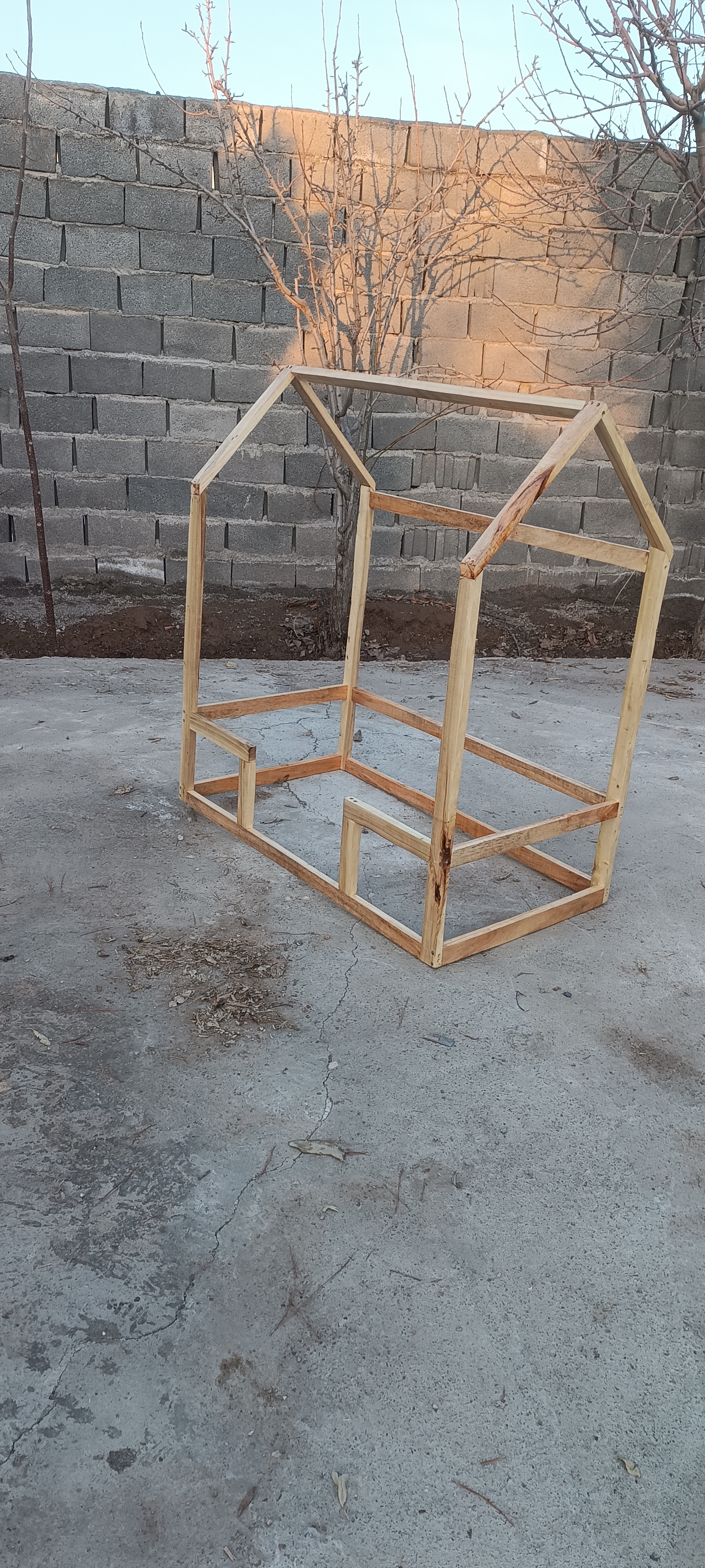 تخت مدل کلبه آقای نجار