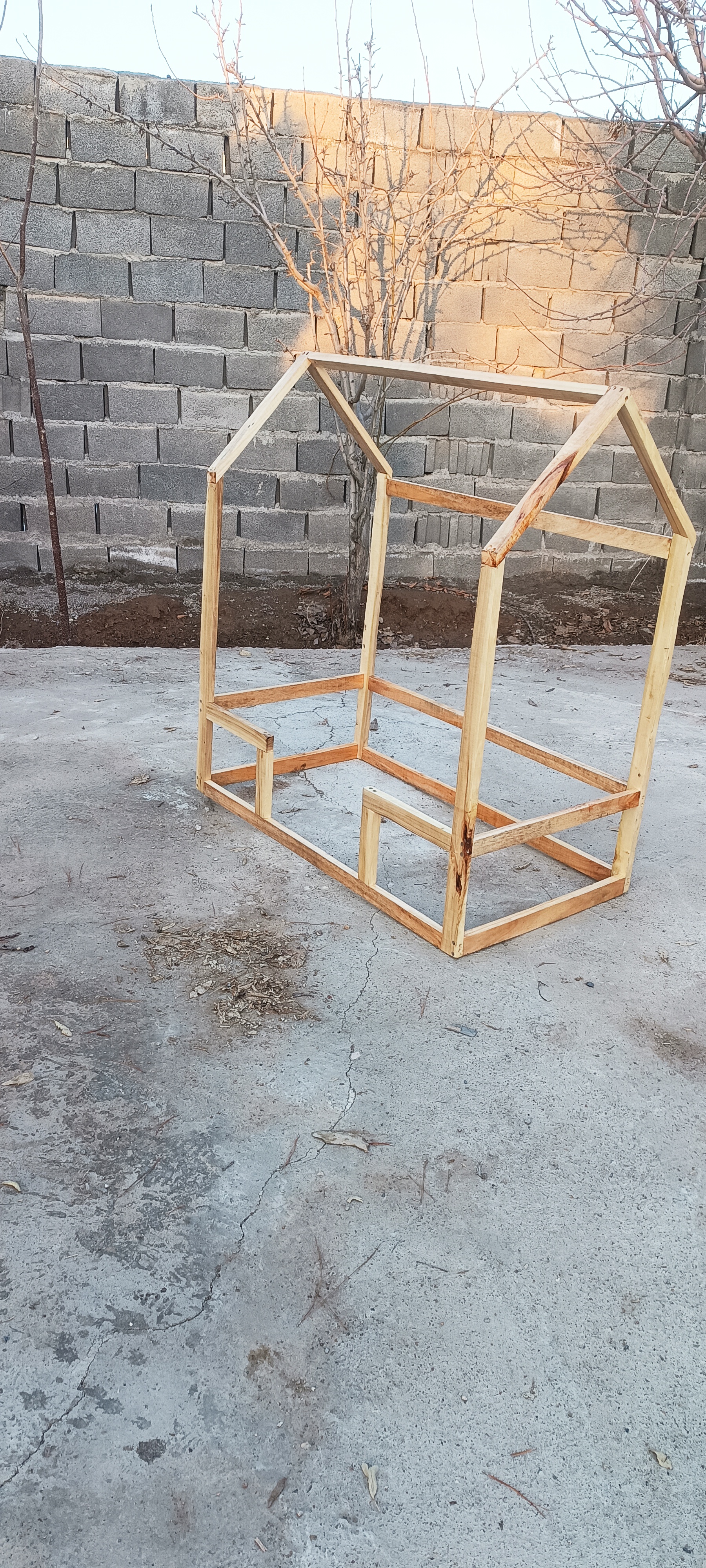 تخت مدل کلبه آقای نجار