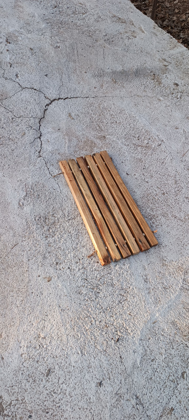 پادری چوب مهره آقای نجار