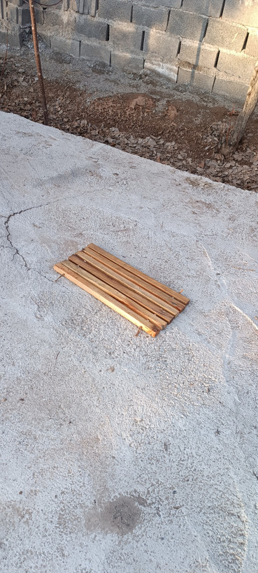 پادری چوب مهره آقای نجار