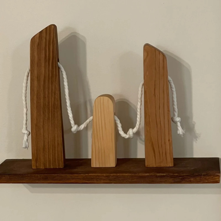 مجسمه چوبی مدل خانواده آقای نجار
