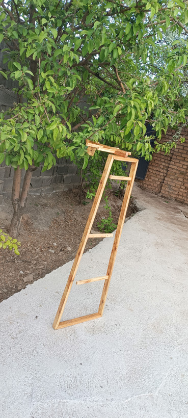 رگال دیواری لباس آقای نجار