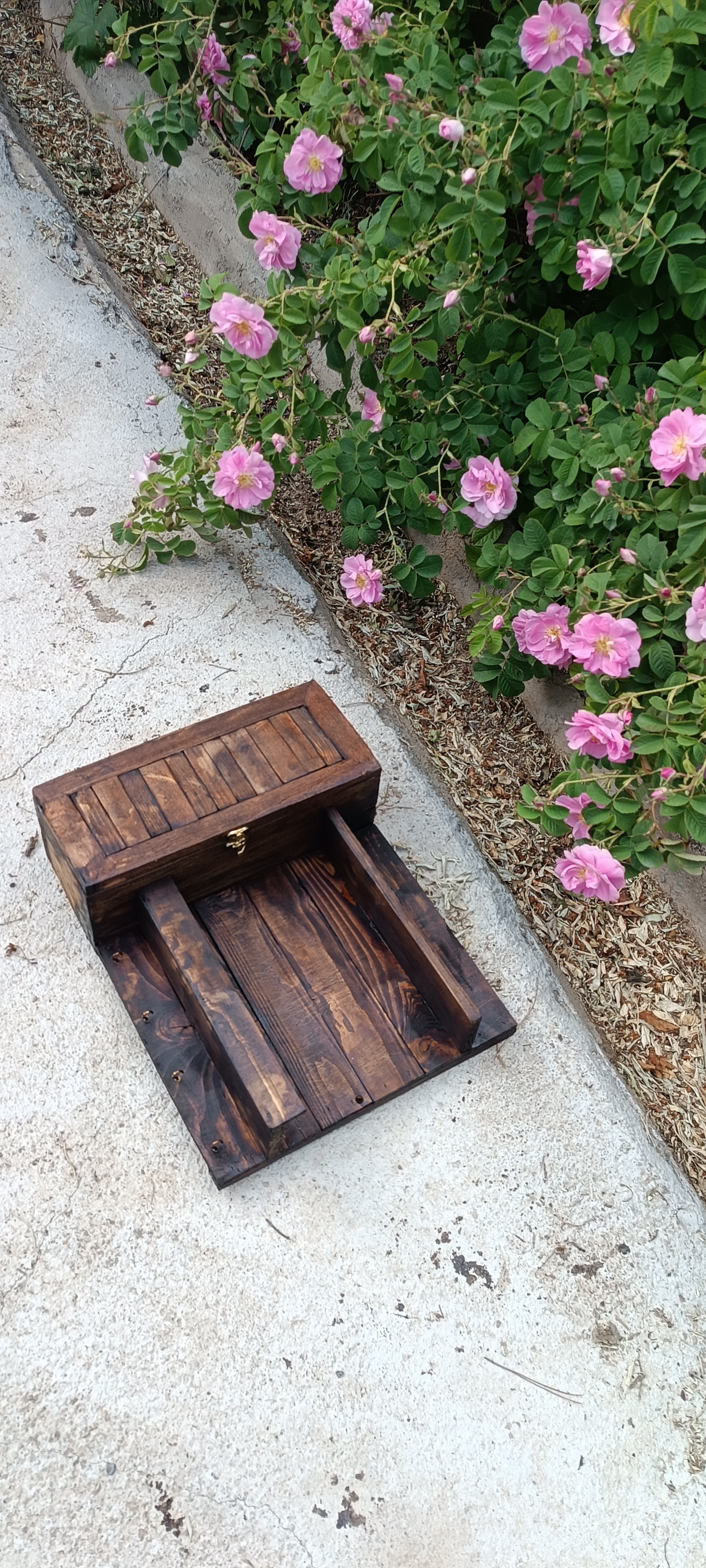 کاور لوله گاز آقای نجار مدل آویز دار