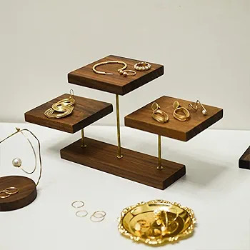 استند جواهرات و بدلیجات آقای نجار