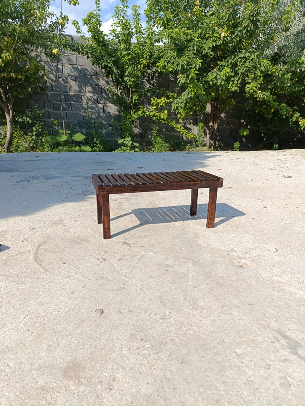 استند گل مدل نیمکت آقای نجار