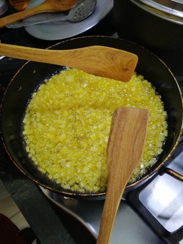 بسته دو عددی قاشق چوبی آقای نجار