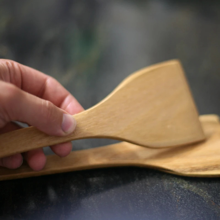 کفگیر چوبی دو عددی آقای نجار