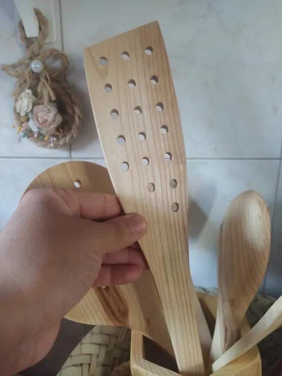 کفگیر چوبی آقای نجار